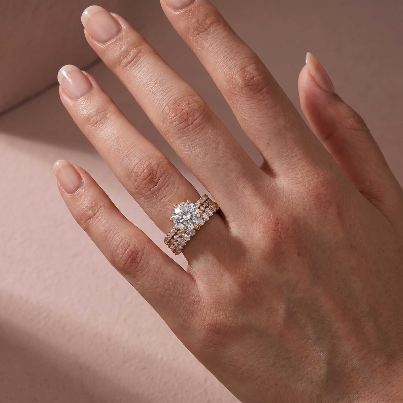 Solisfine Moissanite 3.0Ct Round Cut Yellow Gold 3PC Travel Engagement Ring with Oval & Round Cut Wedding Band