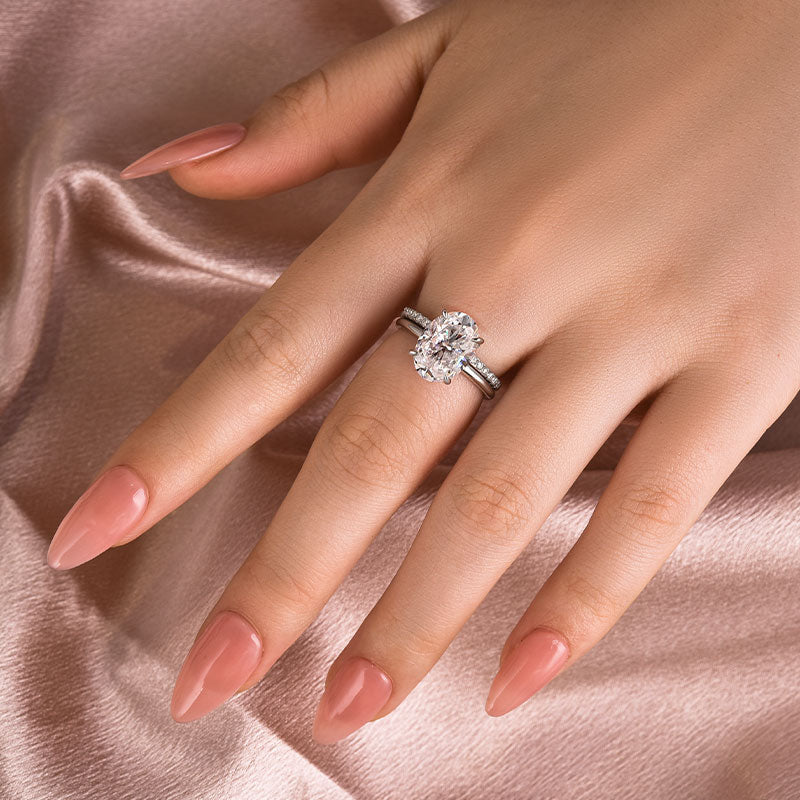 Solisfine Moissanite 4.0 Ct Hidden Halo Solitaire Oval Cut White Gold Wedding Ring