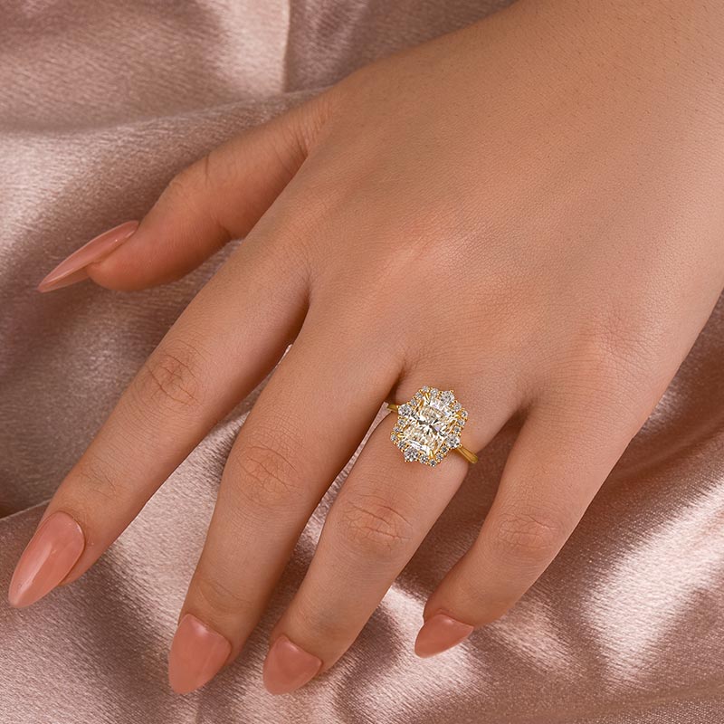 Solisfine Moissanite 3.0Ct Yellow Gold Halo Radiant Cut Engagement Ring