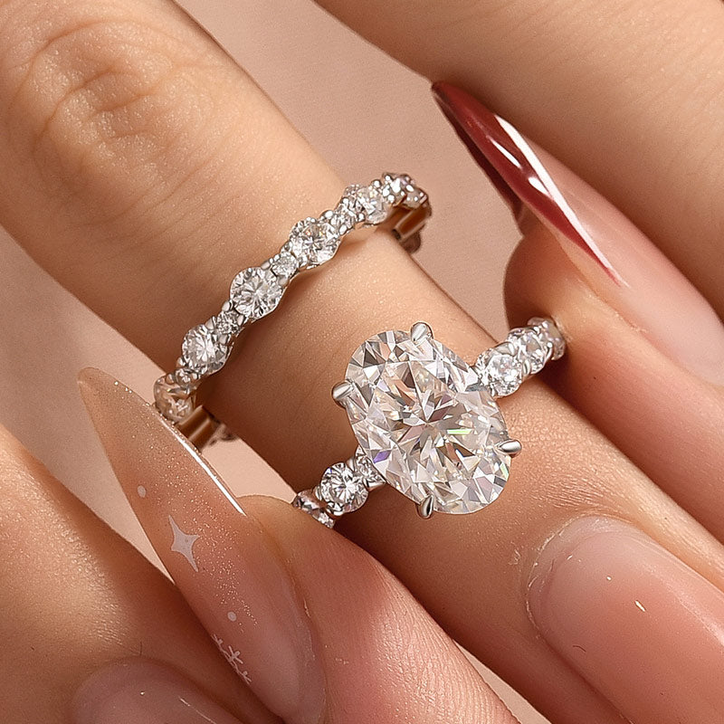 Solisfine Moissanite 4.0Ct Oval Cut Engagement Ring With Round Cut Wedding Band Wedding Ring Set