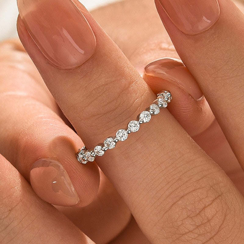 Solisfine Moissanite 1.2 Ct Round Cut White Gold Anniversary Ring