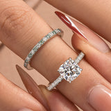 Solisfine Moissanite 2.0Ct Cushion Cut Engagement Ring With Green & White Round Cut Wedding Band