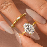 Moissanite 5.5Ct Solitaire Oval Cut Engagement Ring with Marquise Cut Wedding Band