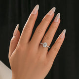 Solisfine Moissanite 2.0 Ct~5.5 Ct Pavé Oval Cut Engagement Rings For Women