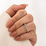 Solisfine Moissanite 0.5 Ct Round Cut Alternating White and Green Half Halo White Gold Anniversary Ring