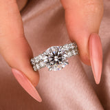 Moissanite 2.0Ct~4.0Ct Round Cut Side Stone White Gold Travel Bridal Set