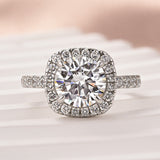 Solisfine Moissanite 2.0 Ct Halo Round Cut White Gold Promise Ring